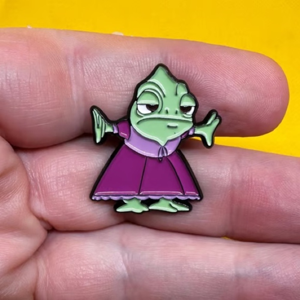 Women’s Jewelry Cute Green Pascal Chameleon Character Wearing Purple Dress Pin